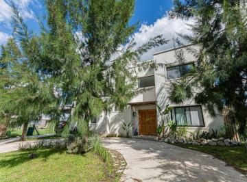 Casa de 5 ambientes, Escobar · Venta Casa 5 Ambientes con Pileta y Vista Abierta en El Naudir, Escobar