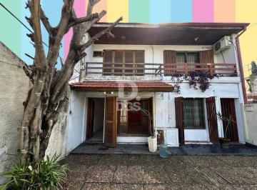 PH · 81m² · 3 Ambientes · 1 Cochera · Casa Dúplex 3 Ambientes con Patio en Venta en Banfield