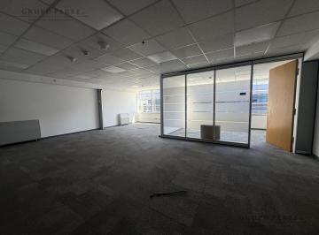 Oficina comercial · 91m² · 1 Cochera · Oficina de 91 m². en Puerto Madero - Alquiler