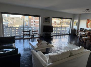Departamento de 4 ambientes, Palermo · Excelente Piso 4 Ambientes con Doble Balcon Corrido y Cochera Cerviño y Kennedy 170 m