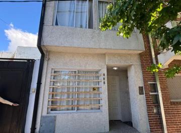Casa de 3 ambientes, La Plata · Dúplex 2 Dorm. en Venta Tolosa