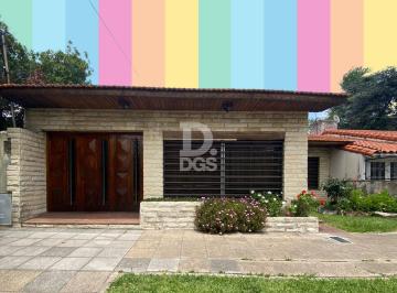 Casa · 191m² · 4 Ambientes · 3 Cocheras · Casa Multifamiliar en Venta en Banfield