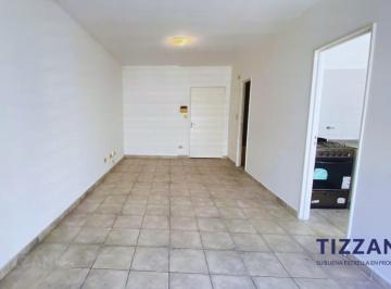 Departamento · 32m² · 1 Ambiente · Venta Monoambiente La Boca, Contrafrente, Luminoso