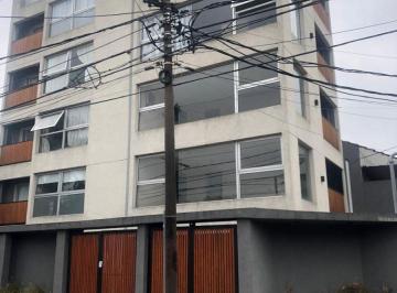 Departamento de 2 ambientes, Morón · Departamento 2 Amb en Segundo Piso con Balcon y Cochera