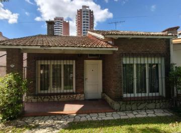 Casa · 100m² · 3 Ambientes · 2 Cocheras · Casa en Venta en Muñiz