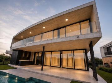 Casa · 380m² · 5 Ambientes · 4 Cocheras · Casa en Venta en El Barrio Muelles Puertos Escobar