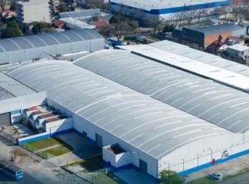 Agustin Mieres Negocios Inmobiliarios · Depósito 2.600 m² - Tres de Febrero