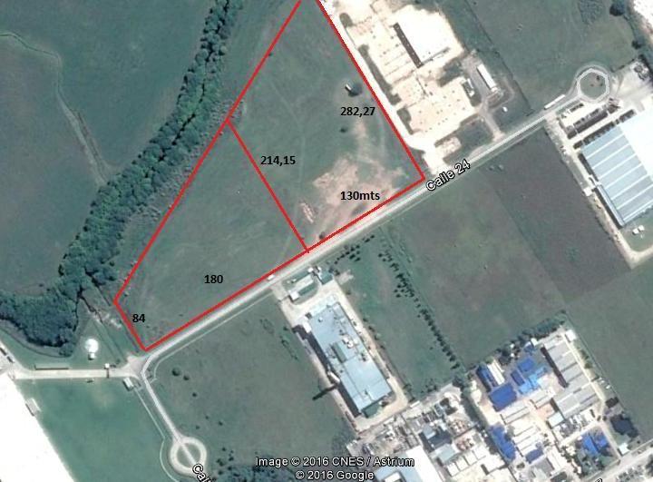 Terreno · 30686m²
