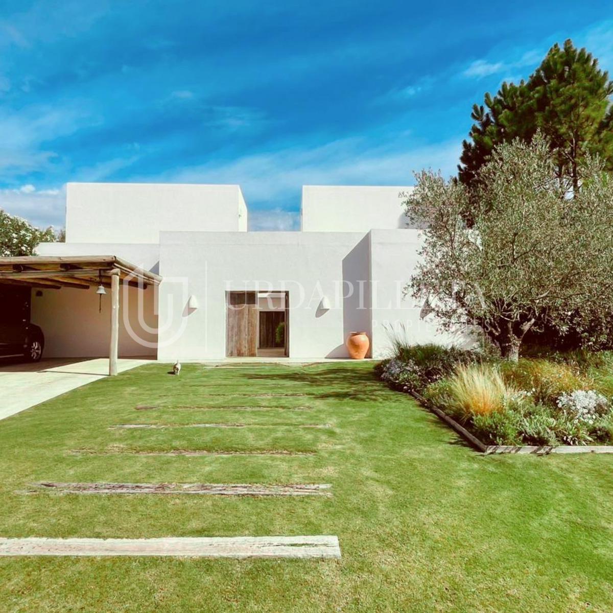 Casa en Venta Sobre Pulmon Verde en El Tonó - Pilara - Urdapilleta Propiedades