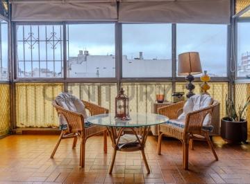 Departamento · 75m² · 3 Ambientes · Exclusivo 3 Amb Al Frente, con Terraza y Parrilla Propia en Excelente Ubicación