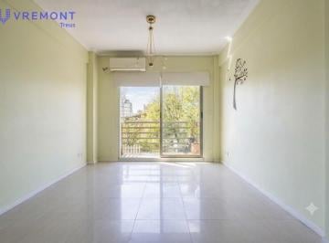 Departamento · 61m² · 3 Ambientes · 1 Cochera · José Marmol 200 Departamento 3 Ambientes Cochera Balcón Baulera Moderno