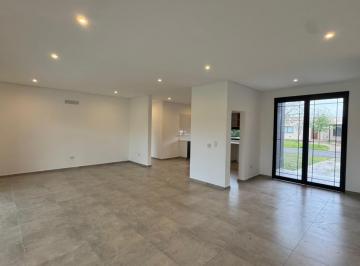 Casa · 160m² · 5 Ambientes · 2 Cocheras · Casa a Estrenar en Una Planta | Excelente Distribución | Barrio El Cantón