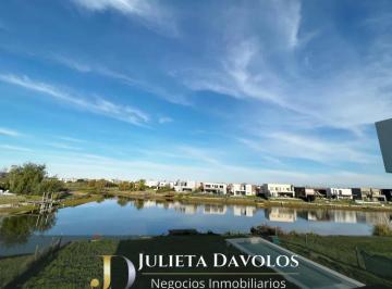 Casa · 196m² · 6 Ambientes · 2 Cocheras · Casa a La Laguna en Venta El Canton Barrio Islas