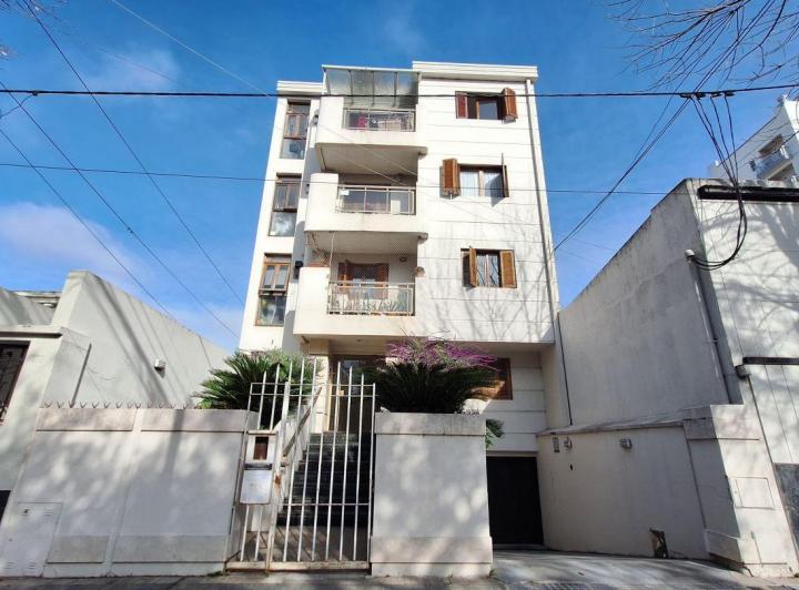 Departamento · 70m² · 4 Ambientes · 1 Cochera
