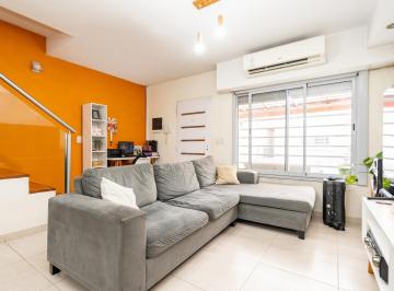 Casa · 160m² · 6 Ambientes · 2 Cocheras · Venta Casa en Villa Ballester de 6 Ambientes con Doble Cochera y Parrilla