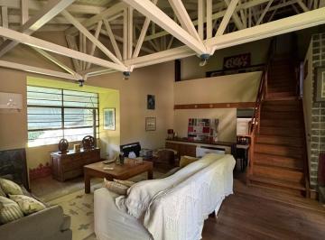 Casa · 250m² · 7 Ambientes · 1 Cochera · Casa 3 Dorm. Venta Gonnet, La Plata