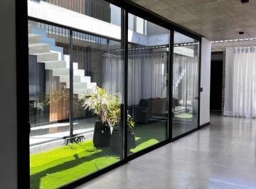 Casa de 6 ambientes, Ezeiza · Casa en Alquiler Terralagos Barrio House