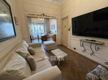 Departamento · 79m² · 4 Ambientes · Av Entre Rios Al 1600 - Frente Balcon T/a Nuevo Todo Sol D/entrada D/circulacion Espect Living