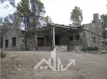 Campo · 120m² · 5 Ambientes · Campo con Histórica Casa de Piedra en Valcheta, Rio Negro