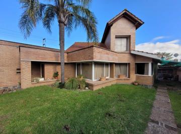 Casa · 180m² · 5 Ambientes · 2 Cocheras · Casa de 3 Dorm. en La Cuesta, Villa Carlos Paz