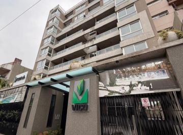 Departamento de 2 ambientes, Morón · Depto 2 Amb - Cochera - Balcon - a Estrenar // Av Rivadavia 15556