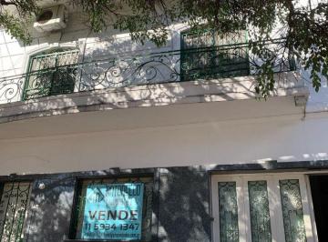 PH de 6 ambientes, Villa Devoto · Venta PH Tipo Casa Al Frente Entrada Independiente: 6 Ambientes, Cochera, Patio, Terraza, Balcones