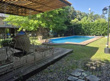Casa · 179m² · 4 Ambientes · 4 Cocheras · Venta Excelente Casa Familiar | 4 Amb. | Pileta, Gran Jardín y Quincho | del Viso