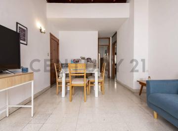 PH · 59m² · 3 Ambientes · PH en Venta en La Plata.