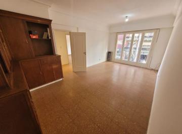 Departamento · 60m² · 3 Ambientes · Alquiler 24 Meses Departamento de 3 Ambientes con Balcon a La Calle