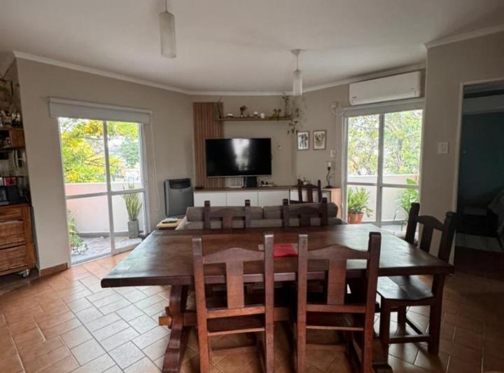 Departamento · 180m² · 2 Ambientes
