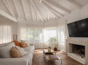 Casa · 223m² · 4 Ambientes · Propiedad de Cuatro Ambientes en La Tradicion