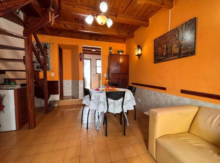 Casa · 56m² · 4 Ambientes · 1 Cochera