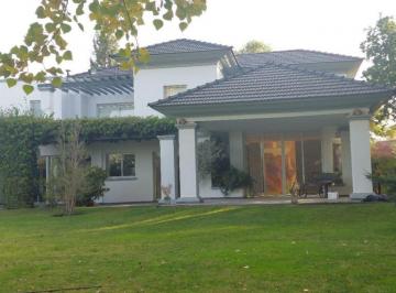 Casa de 12 ambientes, Luján de Cuyo · Suarez & Ortega Inmobiliaria Vende Casa Barrio Privado Vistalba Country