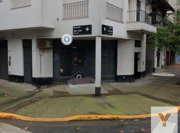 Local comercial · 93m² · 1 Ambiente · Local Comercial en Alquiler - 1 Baño - Villa Devoto