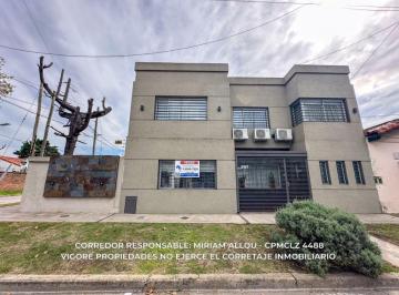 Casa de 5 ambientes, Lomas de Zamora · Casa 5 Ambientes de 135 m² en Venta con Cochera en Temperley