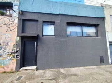 Bodega-Galpón · 380m² · 4 Ambientes · Galpón en Avellaneda - Belgrano Al 1300.