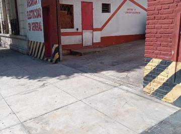 Local comercial · 380m² · 7 Cocheras · Alquiler Local - Taller Mecánico - Galpón