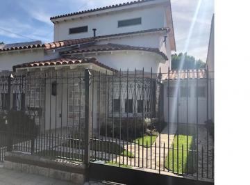 Casa · 151m² · 4 Ambientes · 1 Cochera · Casa - Lomas de Zamora Oeste