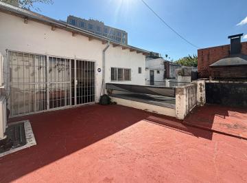 PH · 80m² · 5 Ambientes · Venta - PH de 3 Dorm. en Barrio Pichincha, Rosario