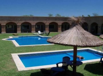 Hotel · 1800m² · 6 Ambientes · 15 Cocheras · Hermoso Complejo con Spa - Lobos - Todas Las Comodidades