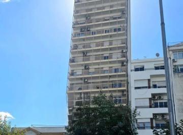 Departamento de 4 ambientes, Avellaneda · Departamento de 4 Amb – Súper Céntrico – Muy Buen Estado