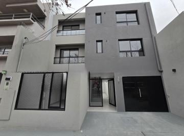Garage · 12m² · Cochera Descubierta con Porton Automatico a Estrenar.