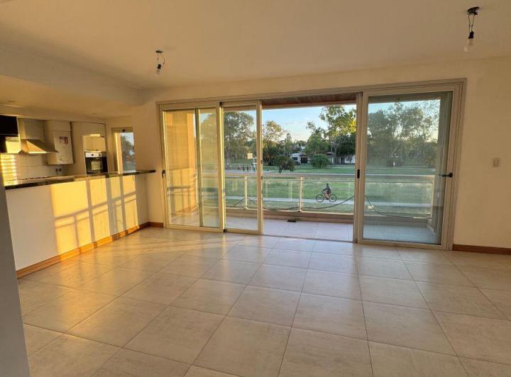 Departamento · 83m² · 3 Ambientes