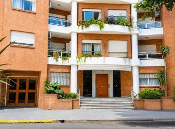 KNK-KNK-5355_2 · Departamento 3 Amb con Patio y Cochera