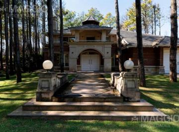 Casa · 415m² · 5 Ambientes · Casa Venta en Pinamar Norte