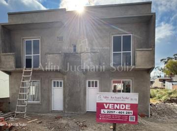 Casa · 70m² · 3 Ambientes · 1 Cochera · Duplex Tres Ambientes en Venta