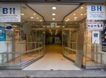 Local comercial · 130m² · 2 Ambientes · Excelente Local Lavalle y Uruguay, Tribunales