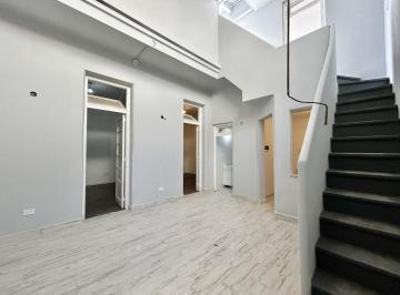 PH · 104m² · 4 Ambientes · Venta PH de 4 Ambientes con Espectacular Terraza Propia en Paternal. Apto Profesional y Crédito.