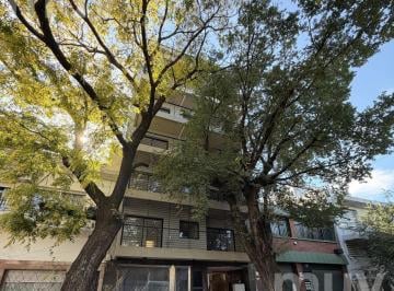 Local comercial · 109m² · 1 Ambiente · Cuenca 1100 - Local en Venta a Estrenar en Flores