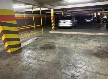Garage · 16m² · Congreso Amplia Cochera en Venta, Rampa de Fácil Acceso